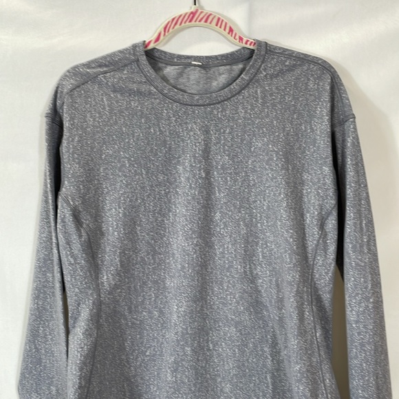 Lululemon Long Sleeve Shirt Top 10 Gray Winter Weight Warmth EUC - Picture 2 of 9